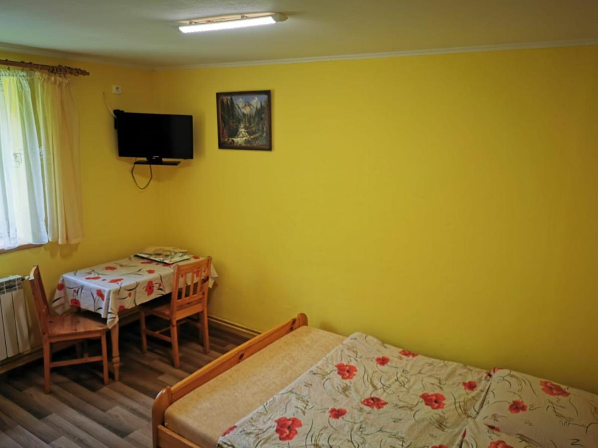 Pokoje Nad Strumykiem W Polanczyku Tel 13- 469 -2257 Luaran gambar